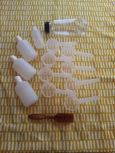 Measuring Scoops for Coffee Grains and More 1/4 Cup Plus Bottles - Bild 1 von 4