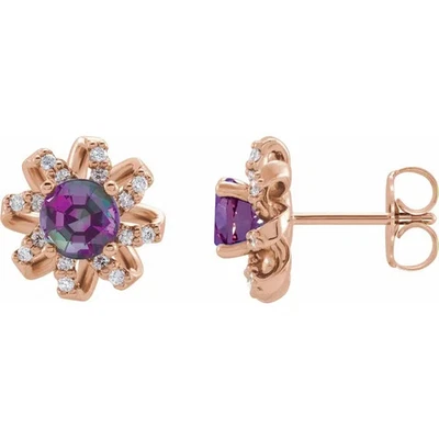 Lab-Grown Alexandrite & 1/6 CTW 钻石光环式耳环 14K 玫瑰金 — 第 1/2 张图片