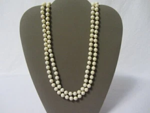 VINTAGE LONG STRAND WHITE BEADS 24-1/2" NECKLACE COSTUME JEWELRY - Picture 1 of 1