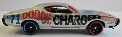 CARGADOR HOT WHEELS 71 DODGE #109 DE 2022 HW DREAM GARAGE ZAMAC WALMART SOLAMENTE Foto 1 de 4