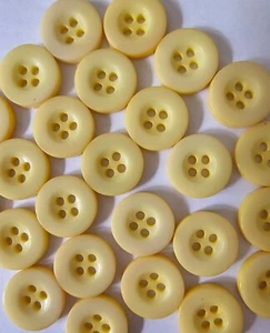 25 Yellow Buttons with Four Hole Round Shape Resin Size 13mm Ideal Baby Knits - Picture 1 of 2