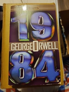 Vintage 1984 by George Orwell Signet Classic Paperback Book - Picture 1 of 4