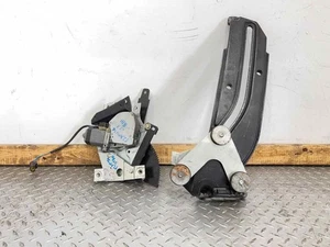 98-03 Aston Martin DB7 Vantage Convertible Rear Right Window Regulator W/Motor - Picture 1 of 12
