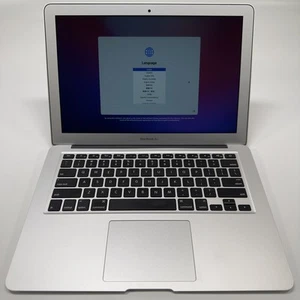Apple 2017 13" MacBook Air 1,8 GHz i5 8 GB MQD32LL/A | Grado C - Imagen 1 de 11