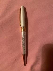 Swarovski Pen with Crystals (in rose gold) - Picture 1 of 3