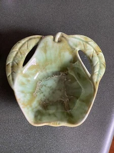 ENCHANTO CO B112 CALIFORNIA POTTERY 3 PEAR SHAPED BOWLS Vintage Olive Green - Picture 1 of 8