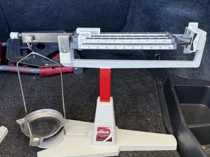 Geprüfte komplette OHAUS CENT-O-GRAM DREISTRAHLWAAGE 311g 311 - Bild 1 von 7