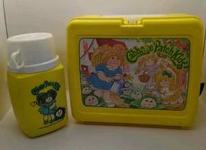 1983 Cabbage Patch Kinder Kunststoff gelb Brotdose und 8 Unzen Thermoskanne Vintage hergestellt in den USA - Bild 1 von 21