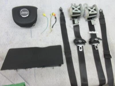 GRAND CHEROKEE 2014-2015-16-2017-2018-2019-2020-2021 STEERING Airbag knee 2 BELT - Image 1 of 4