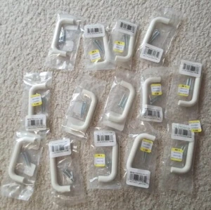 Lot Of 14, 69181, P604AAV-W-C7 White 3" Plastic Cabinet Drawer Pulls - Picture 1 of 3