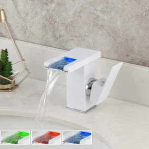 Grifo mezclador grifo fregadero de un solo orificio cascada para baño montaje en cubierta - Imagen 1 de 11
