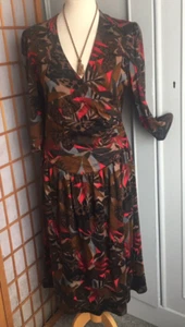 Vintage C & A classic day dress, multi-coloured swathed front, long sleeved. - Picture 1 of 4