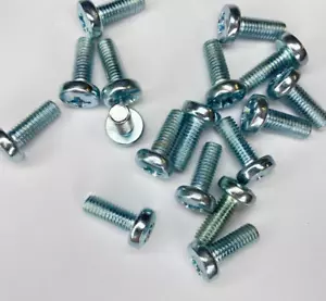 M6x 16 mm PZ3 Pozi Pan Head Maschinenschraube Rack Befestigung mehrere Stück - Bild 1 von 1