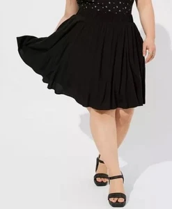 Torrid Black Skater Skirt Size 2/2X Mini Schoolgirl Style Y2K Gothic Preppy NWT - Picture 1 of 10