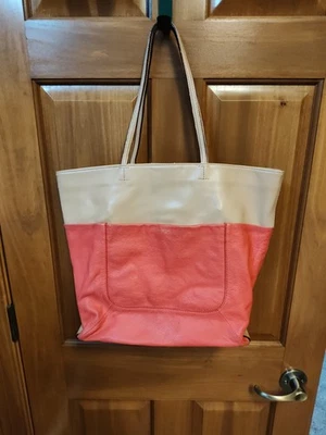 Bolsa tote Isaac Mizrahi grande couro coral/castanho - Imagem 1 de 4
