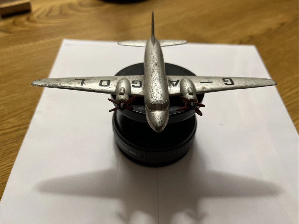 Dinky Toys 70c Vickers VC1 VIKING AIR LINER G-AGOL VINTAGE 1947-49 FUNDIDO A PRESIÓN Foto 1 de 4
