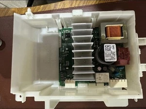 Placa de accionamiento de motor variable Siemens/Bosch 8001014564 IQ700 - Imagen 1 de 2