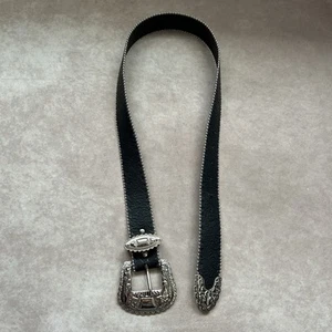 Vintage Western Rodeo Style eleganter schwarzer Kunstleder Gürtel silberne Schnalle floral - Bild 1 von 7