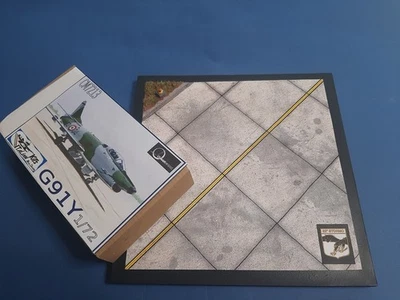 Fiat G91y  1/72 + diorama base 32° stormo ( Italian Kit ) - Immagine 1 di 4