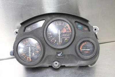 87-90 HONDA CBR600F CBR600  SPEEDO TACH GAUGES DISPLAY CLUSTER SPEEDOMETER 26K Foto 1 de 4