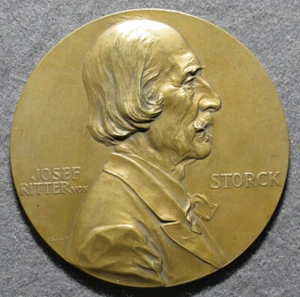 Austrian Art Nouveau medal Josef Ritter von Storck by Scharff (1900) - Picture 1 of 3