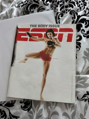 2009 ESPN THE BODY MAGAZINE GINA CARANO BEST FEMALE MMA UFC SERENA WILLIAMS - Image 1 of 4