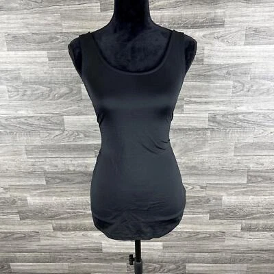 Regata feminina OLD NAVY Go Dry gola redonda traseira aberta preta roupa ativa tamanho P - Imagem 1 de 4