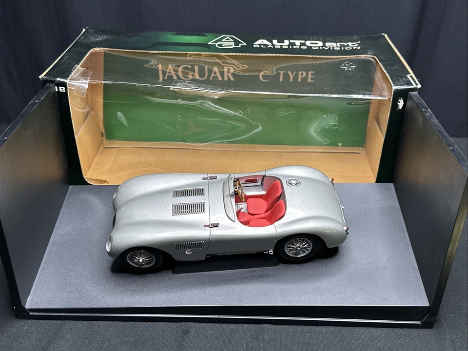 Jaguar C-Type 1951 plateado AUTOart 73501 diecast 1:18 Foto 1 de 4