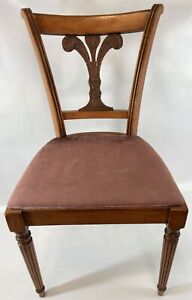 Vintage 33" Pa Kaw Furniture Carved Mahogany Prince of Wales Plume Dining Chair