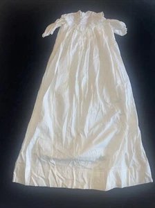ANTIQUE CHRISTENING GOWN DRESS BABY Victorian EMBROIDERY VINTAGE Hand Sewn - Picture 1 of 7