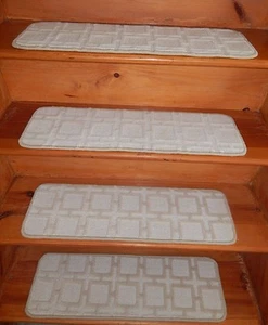 15 = STEP 9" X 29" + Landing 29'' x 30'' Tufted WOOL Carpet Stair Treads. - Picture 1 of 5