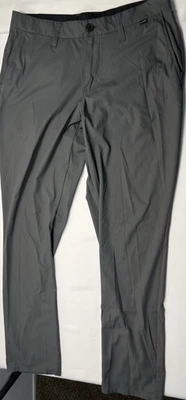 Pantalones Travis Mathew Para Hombre Gris Chino Rendimiento Bolsillos Golf Absorbente 32x32 Foto 1 de 4