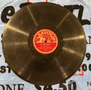 78 – PETE BROWN SEXTETTE: Fat Man’s Boogie / That’s the Curfew (Savoy, 1945) - Picture 1 of 2