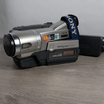 Sony Handycam CCD-TRV308 Hi8 Camcorder TESTED - Image 1 of 4