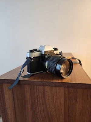 Cámara de película réflex vintage Kiev 19 35 mm hecha en la URSS. Lente Sicor-XL MC funcionando Foto 1 de 4