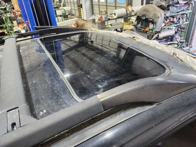 04-06 Lexus RX330 RX350 Sunroof Glass Assembly with Frame and Motor OEM - Image 1 of 4