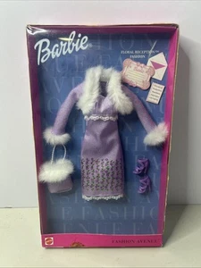 Barbie Doll Fashion Avenue Floral Reception Fashion 2000 #25702 - Picture 1 of 7