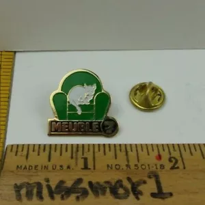 Meuble 7 cat on chair French 1980s-90s VINTAGE pin tie tac - Picture 1 of 1