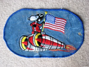 Vintage Large Peanuts Snoopy Cloth Patch US Flag Rockets Vietnam Air Force 8" - Picture 1 of 5