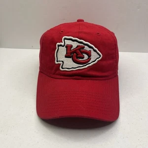 Cappello Kansas City Chiefs Berretto Strapback Rosso Nuova Era 9twenty NFL - Foto 1 di 4