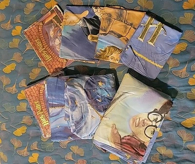 Vintage Harry Potter Bedding 8-piece Twin Set Pillow Sheets Duvet Cover Bed Skir - Image 1 of 4