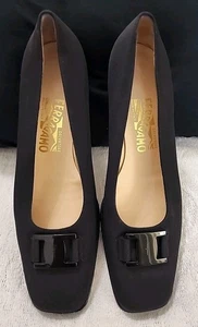 Ferragamo Womens Vara Square Toe Heels Black Gancini Buckle Pumps Size 10 B - Picture 1 of 12