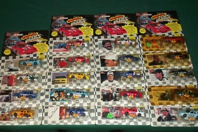 A.J. FOYT #14 + 18 MÁS ROARING RACERS RACING CHAMPIONS ESCALA 1:64 LOTE DE 19 NUEVO EN PAQUETE Foto 1 de 4