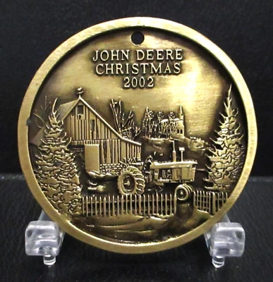 *John Deere 2002 tractor granero iglesia adorno de Navidad Navidad jd especificaciones latón fundido Foto 1 de 3