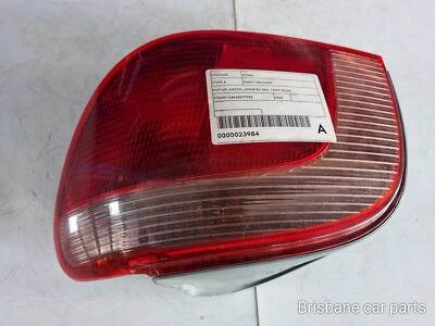 TOYOTA ECHO 1999-2002 RIGHT TAILLIGHT Hatchback  - image 1 of 4