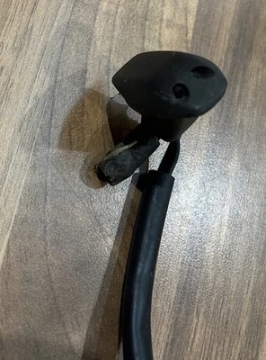 PORSCHE 944 928 PASSENGER WASHER JET NOZZLE 944628077 928628077 USED  - Image 1 of 4