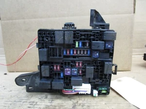 14 15 Mitsubishi Mirage Engine Fuse Box Relay Junction Block Panel 2014 2015 - Picture 1 of 7
