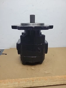 Fleetpride Parker-Hannifin 2/4B 3089110264 Hydraulic Pump P20A346QUYL1525 - Picture 1 of 5