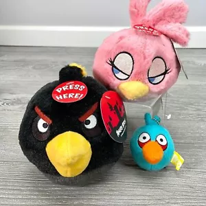 2010 Angry Bird Plush Lot Black Bomb Pink Stella and Mini Blue Bird Clip NEW - Picture 1 of 10