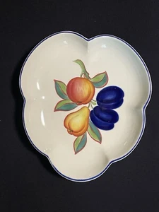 Royal Copenhagen Painted Golden Summer Leaf Shaped Dish or Bowl No 356 Fruit - Picture 1 of 6
